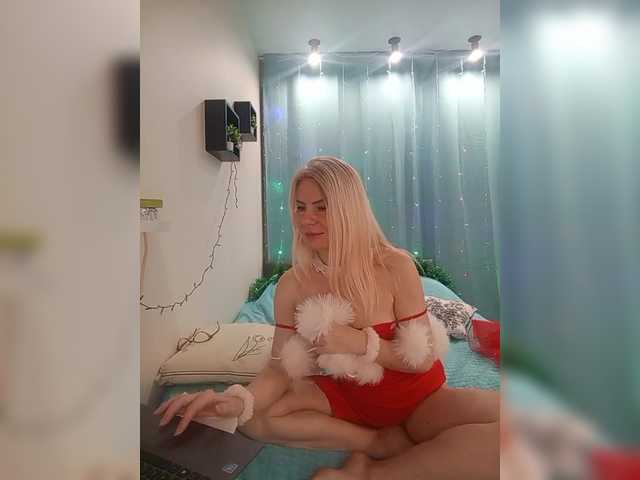 miss-1m's BongaCams show and profile