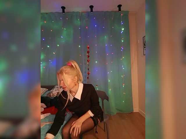 miss-1m's BongaCams show and profile