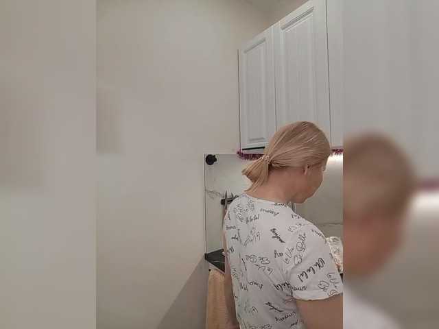 miss-1m's BongaCams show and profile