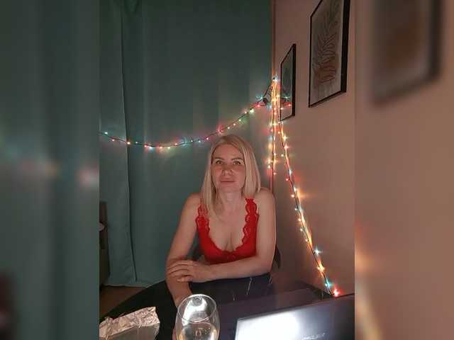 miss-1m's BongaCams show and profile