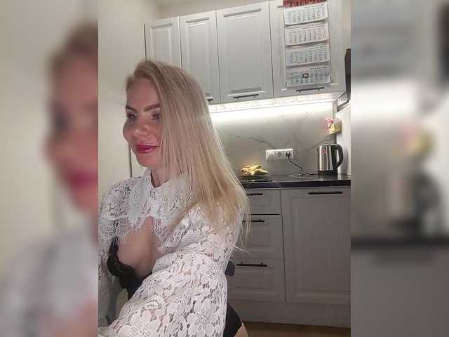 miss-1m's BongaCams show and profile