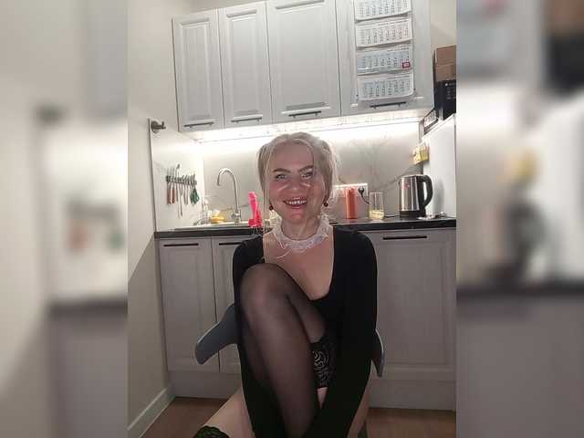 miss-1m's BongaCams show and profile