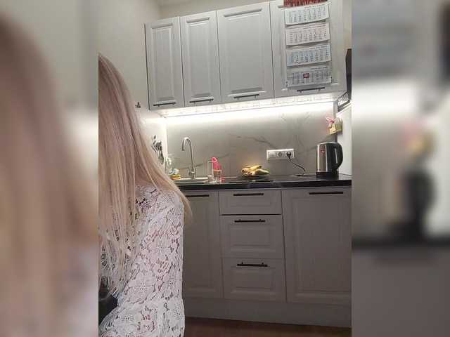 miss-1m's BongaCams show and profile