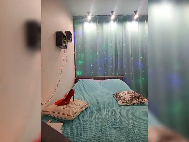 miss-1m's BongaCams show and profile