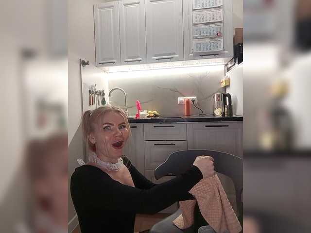 miss-1m's BongaCams show and profile