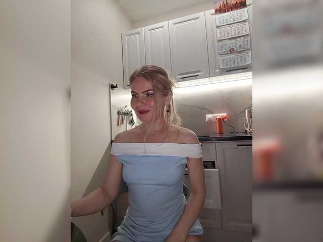 miss-1m's BongaCams show and profile