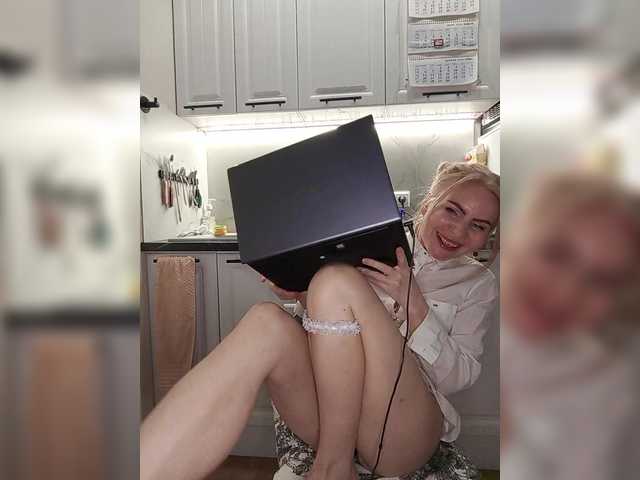 miss-1m's BongaCams show and profile