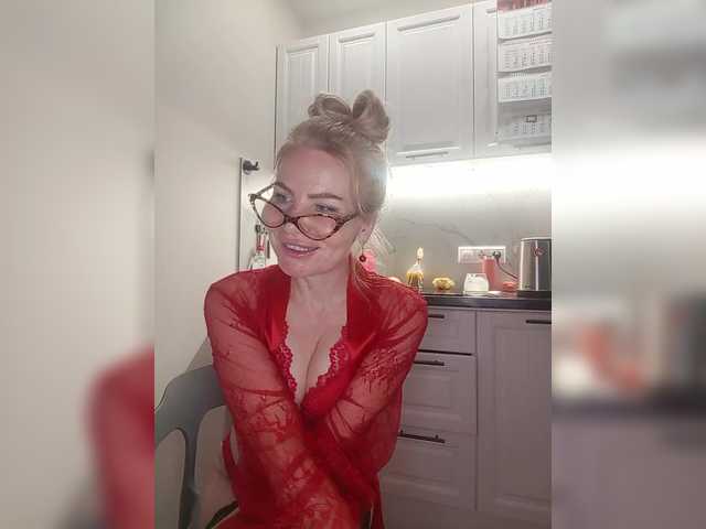 miss-1m's BongaCams show and profile