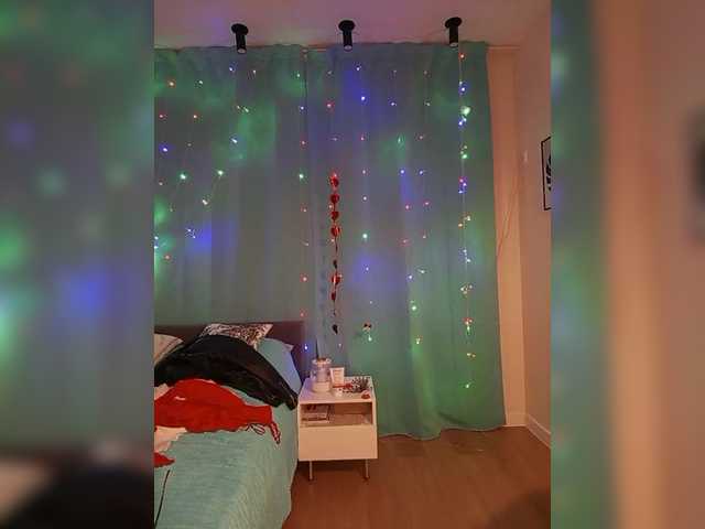 miss-1m from BongaCams is Freechat