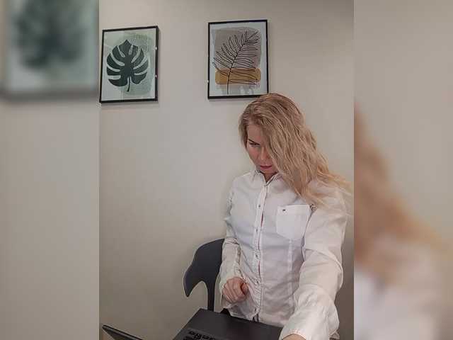 miss-1m's BongaCams show and profile