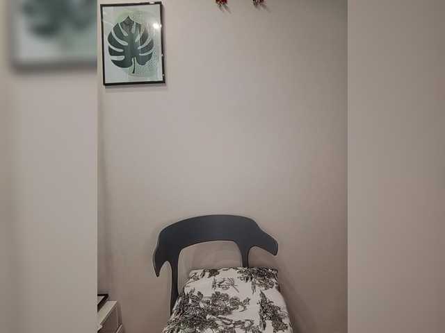 miss-1m's BongaCams show and profile