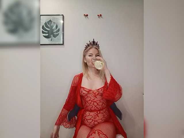 miss-1m's BongaCams show and profile