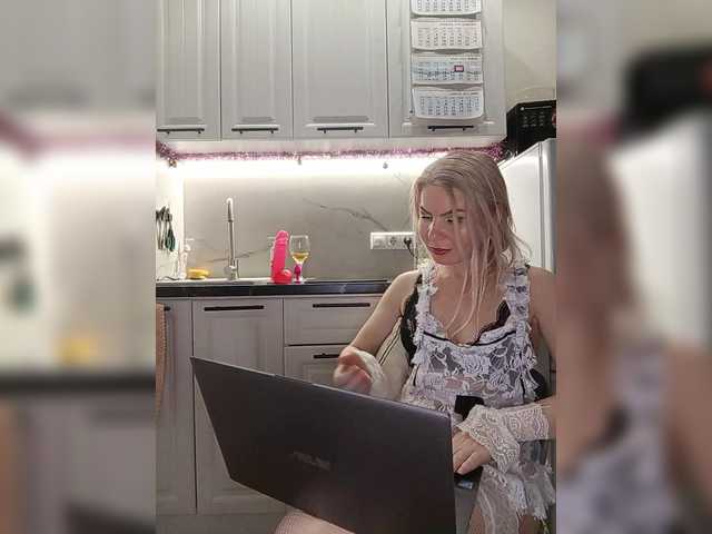 miss-1m's BongaCams show and profile