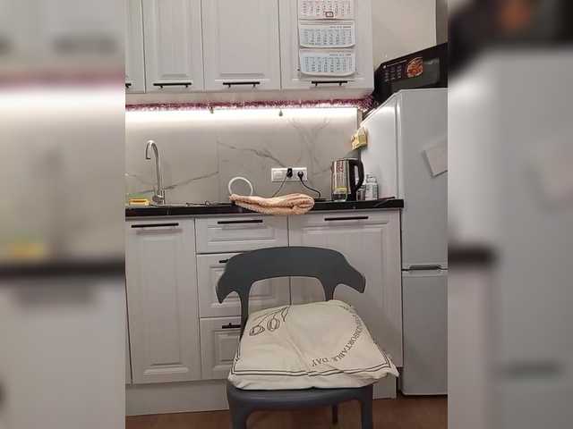 miss-1m's BongaCams show and profile