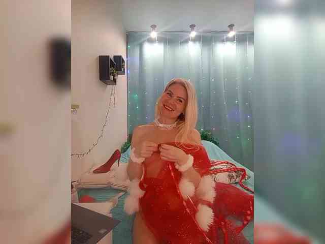 YourOldGirlfriend webcam