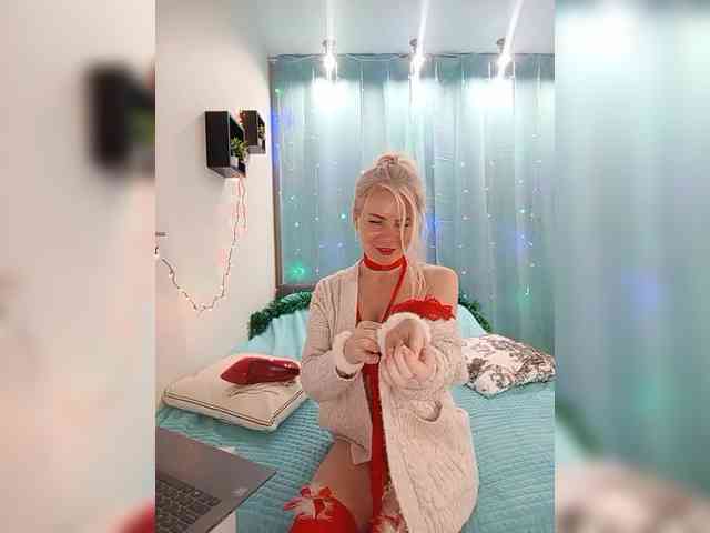 YourOldGirlfriend webcam