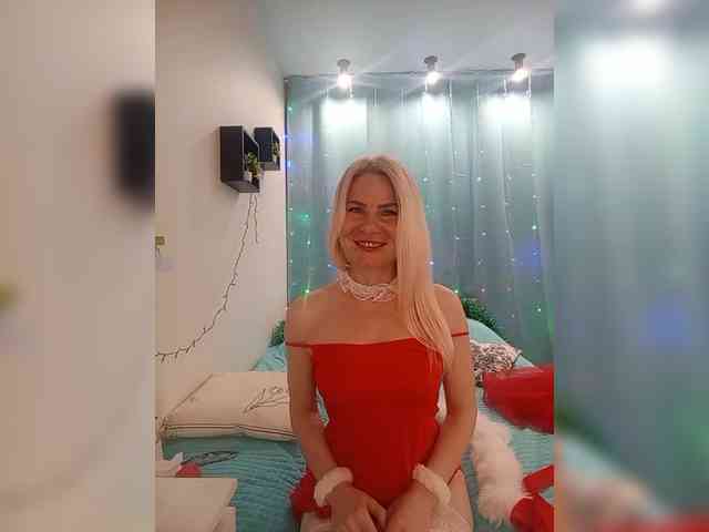 YourOldGirlfriend webcam