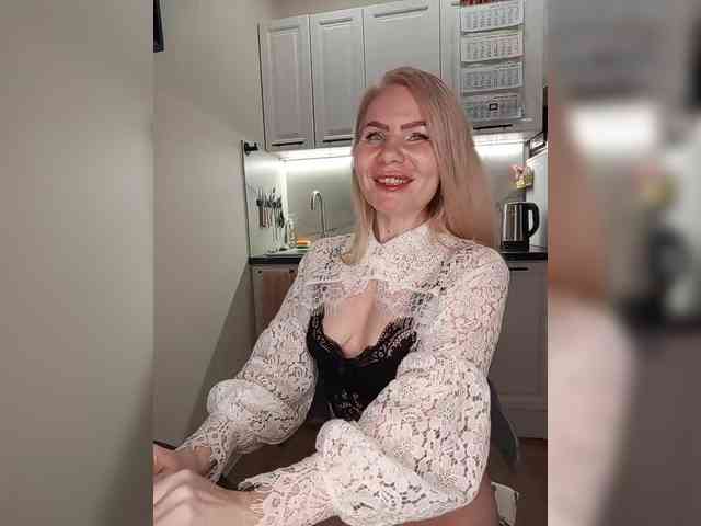 miss-1m Live Webcam on BongaCams