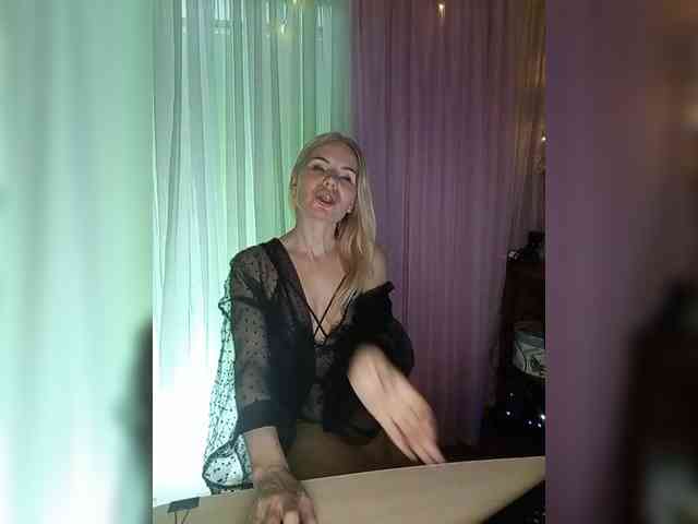 miss-1m Live Webcam on BongaCams