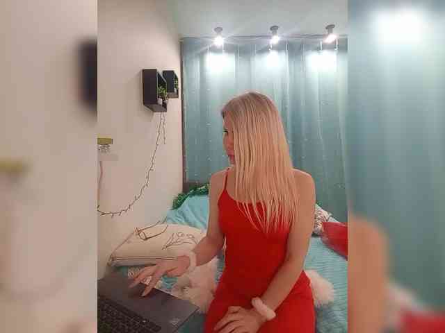 YourOldGirlfriend webcam