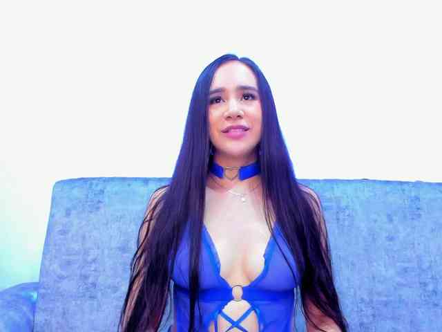 Niki-White webcam