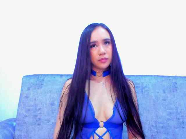Niki-White webcam