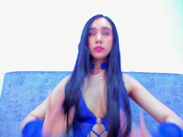 Niki-White webcam