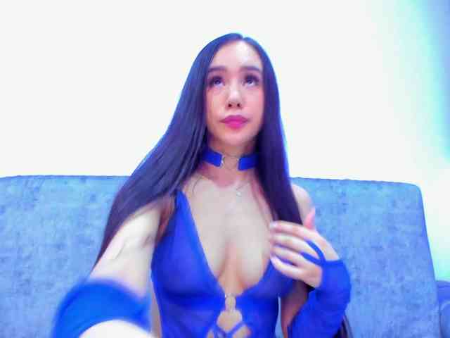 Niki-White webcam