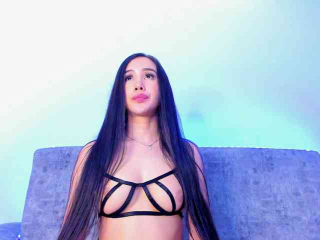 Niki-White webcam