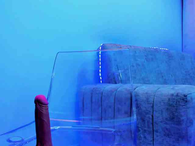 Niki-White Niki-White