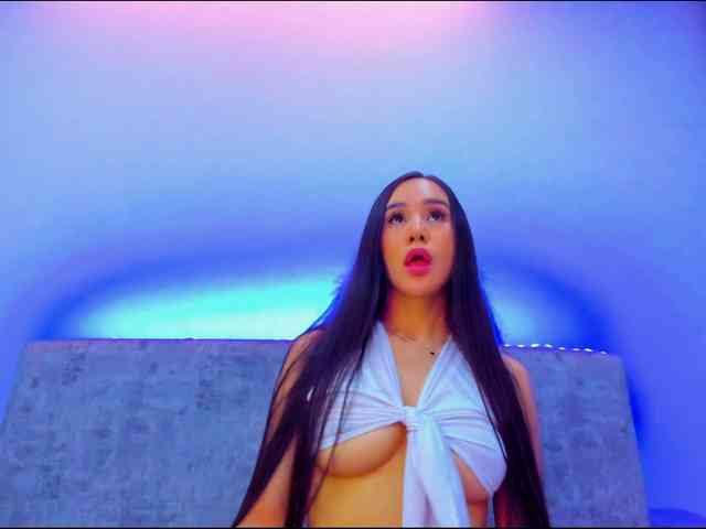 Niki-White Niki-White