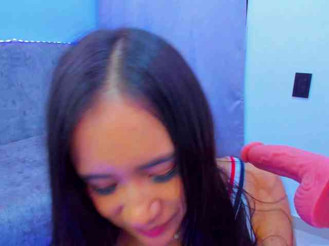 Niki-White Niki-White