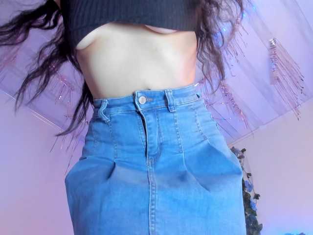 flylia01's BongaCams show and profile