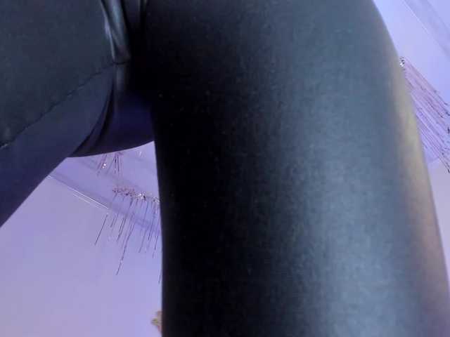 flylia01's BongaCams show and profile