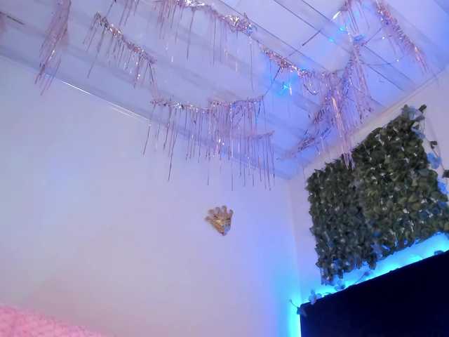 flylia01's BongaCams show and profile