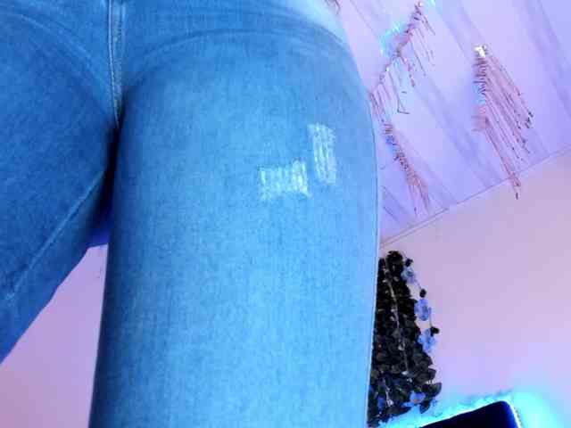 flylia01 webcam