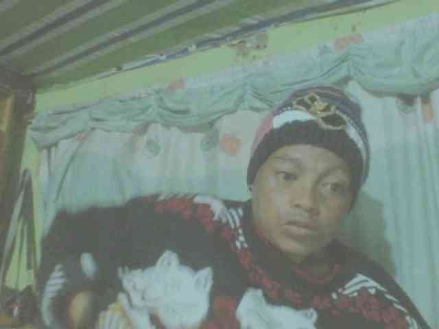 LorahXVane webcam