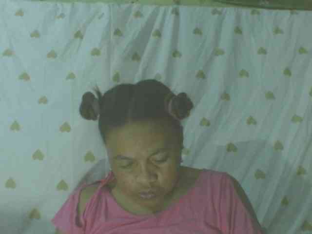 LorahXVane webcam