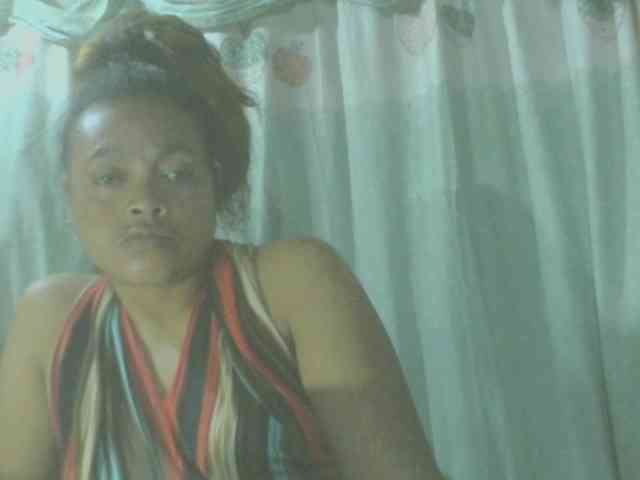 LorahXVane webcam