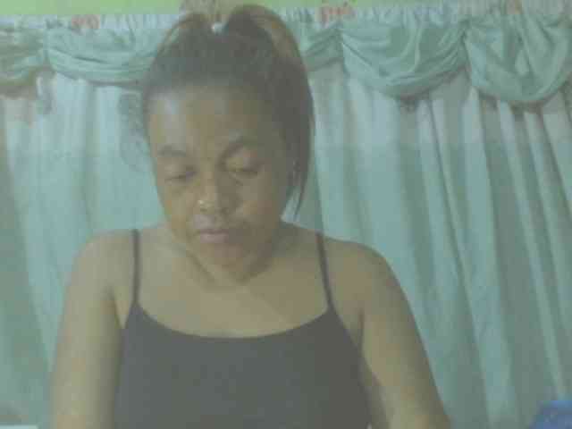LorahXVane webcam