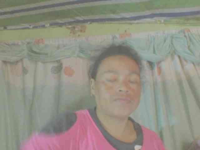 LorahXVane webcam