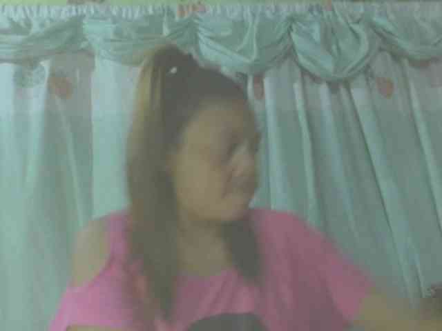 LorahXVane webcam