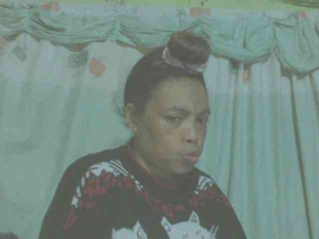 LorahXVane webcam