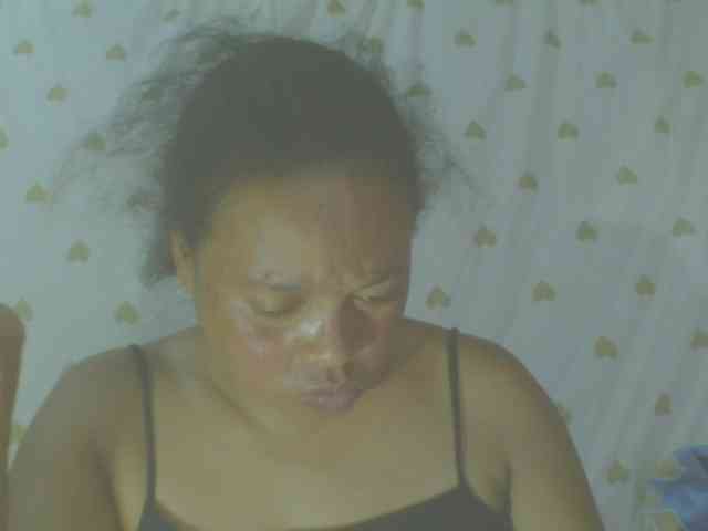 LorahXVane webcam