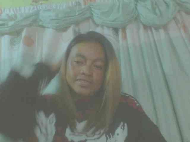 LorahXVane webcam