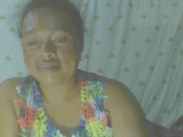 LorahXVane webcam