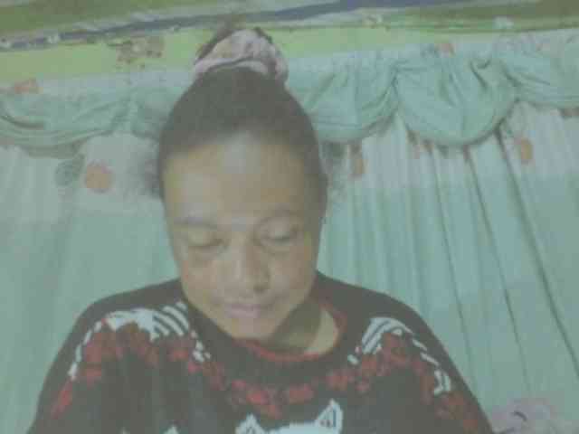 LorahXVane webcam