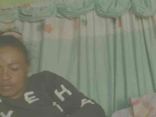 LorahXVane webcam