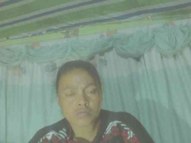 LorahXVane webcam
