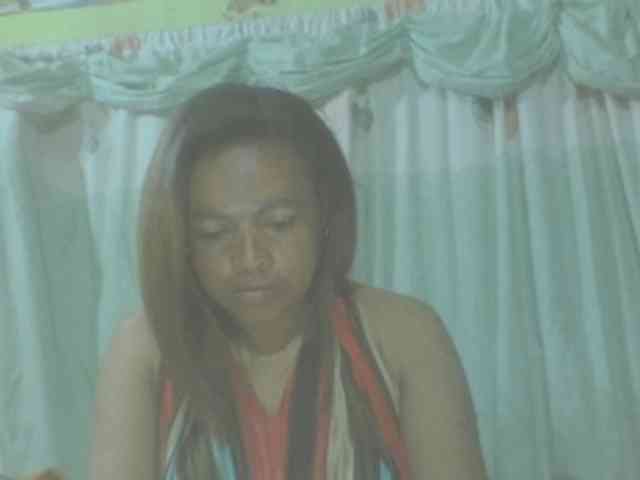 LorahXVane webcam